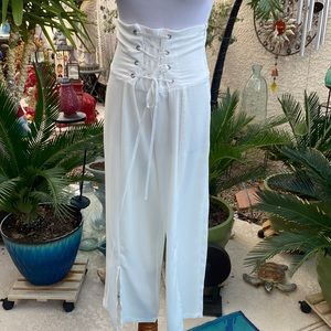 💛💛WINTER WHITE ANKLE SLIT SLACKS💛💛